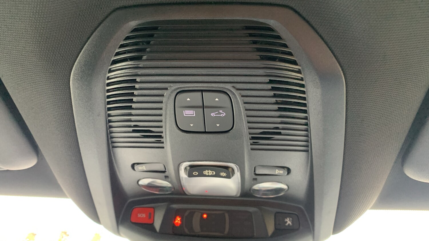 Used Peugeot 3008 2022 for sale - 77994733: Photo 36