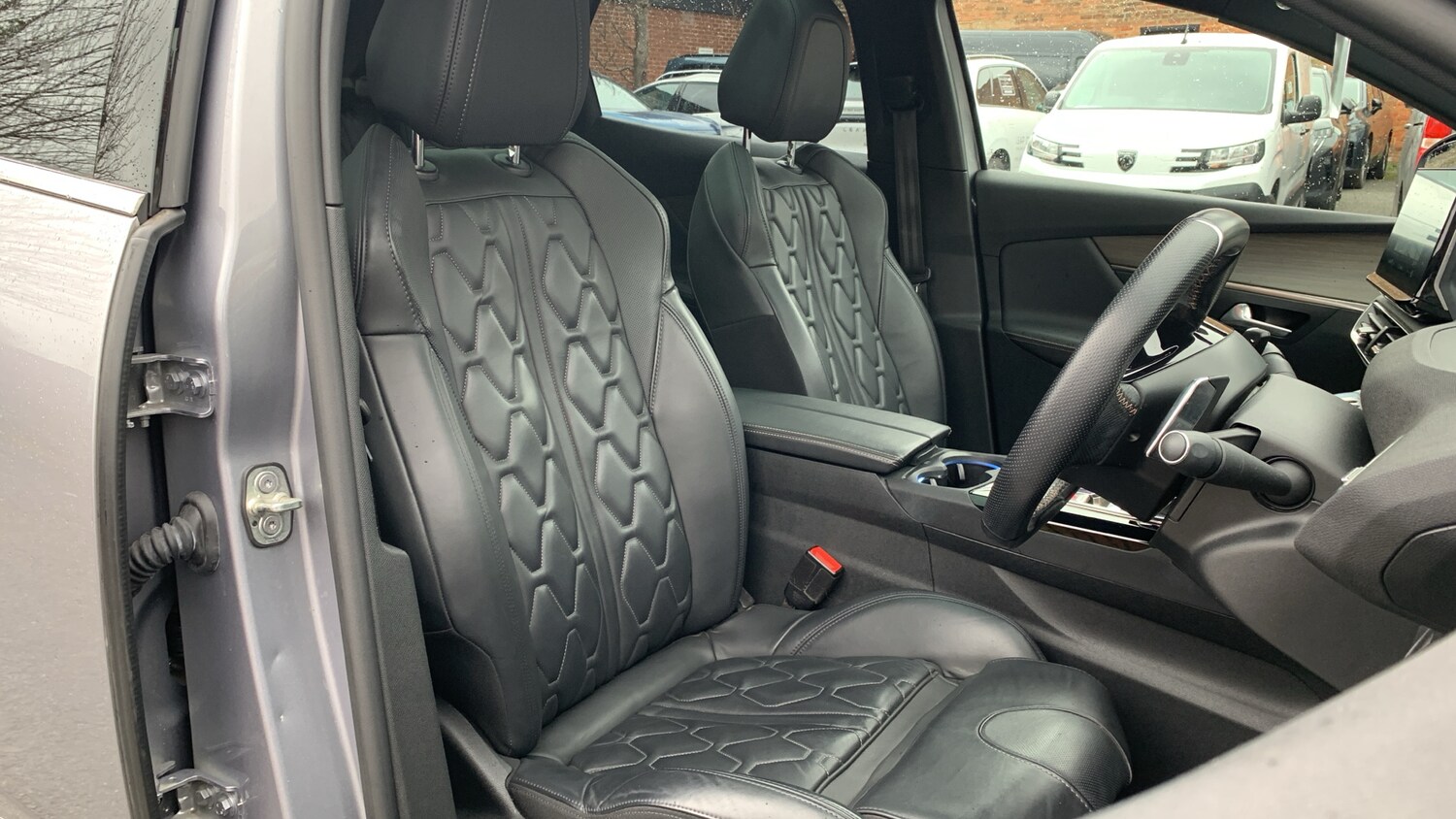 Used Peugeot 3008 2022 for sale - 77994733: Photo 38