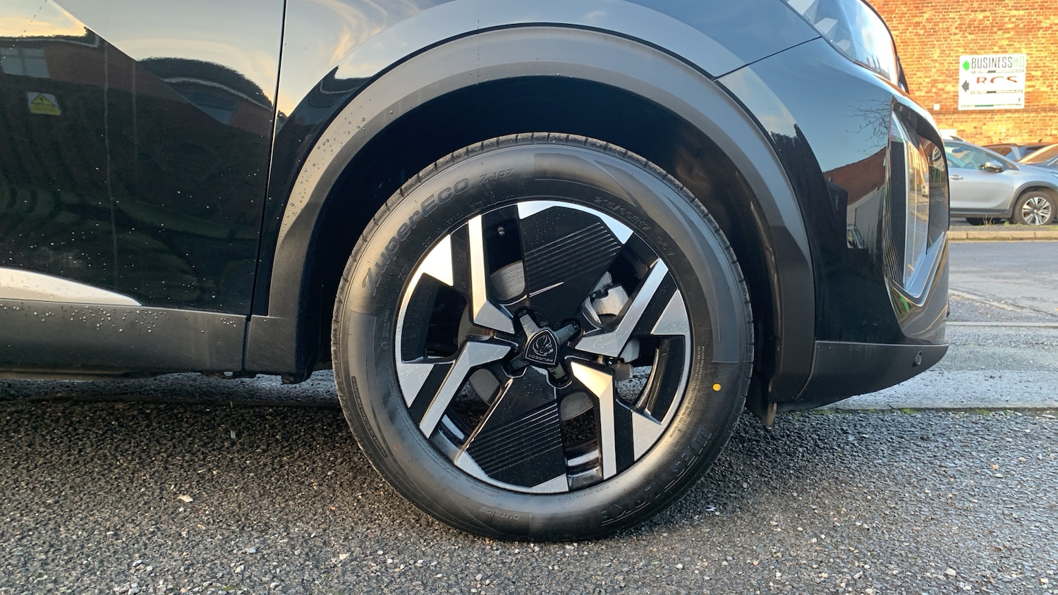 Used Peugeot 2008 2023 for sale - 77254257: Photo 18