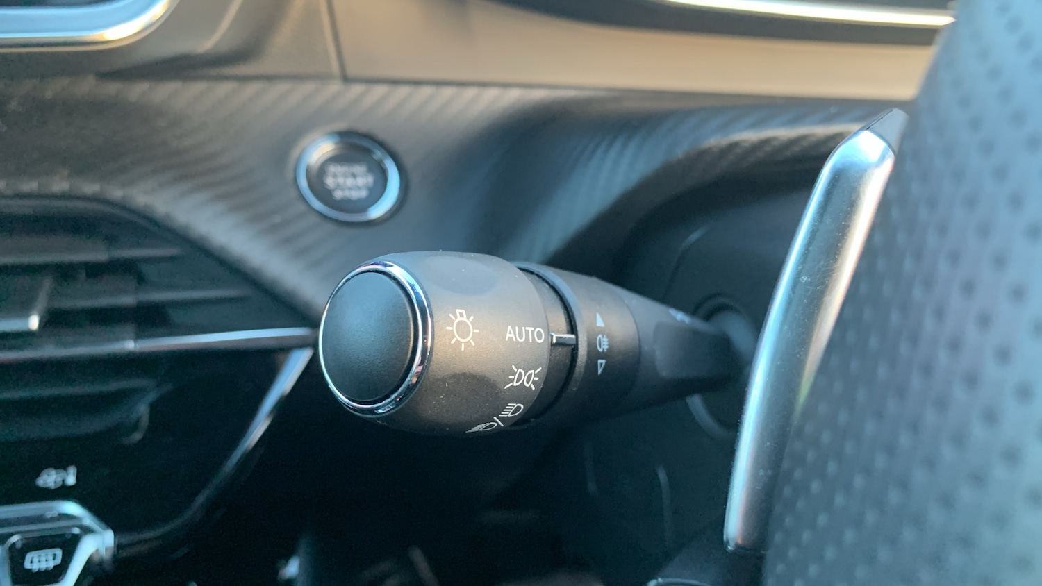 Used Peugeot 2008 2023 for sale - 77254257: Photo 28