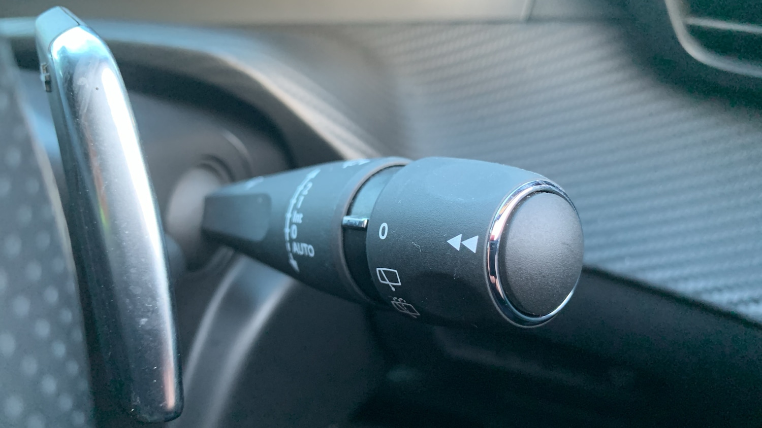 Used Peugeot 2008 2023 for sale - 77254257: Photo 29