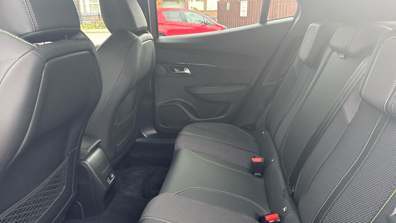 Used Peugeot 2008 2024 for sale - 76154029: Photo 33