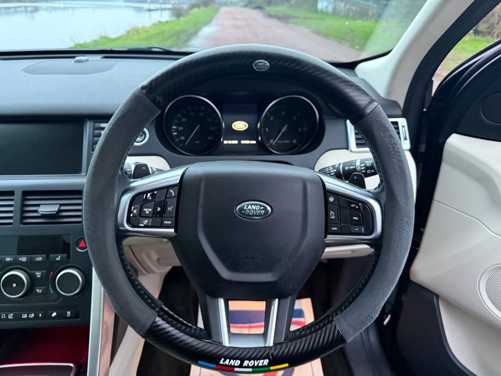 Used Land Rover Discovery Sport 2015 for sale - 77153159: Photo 15