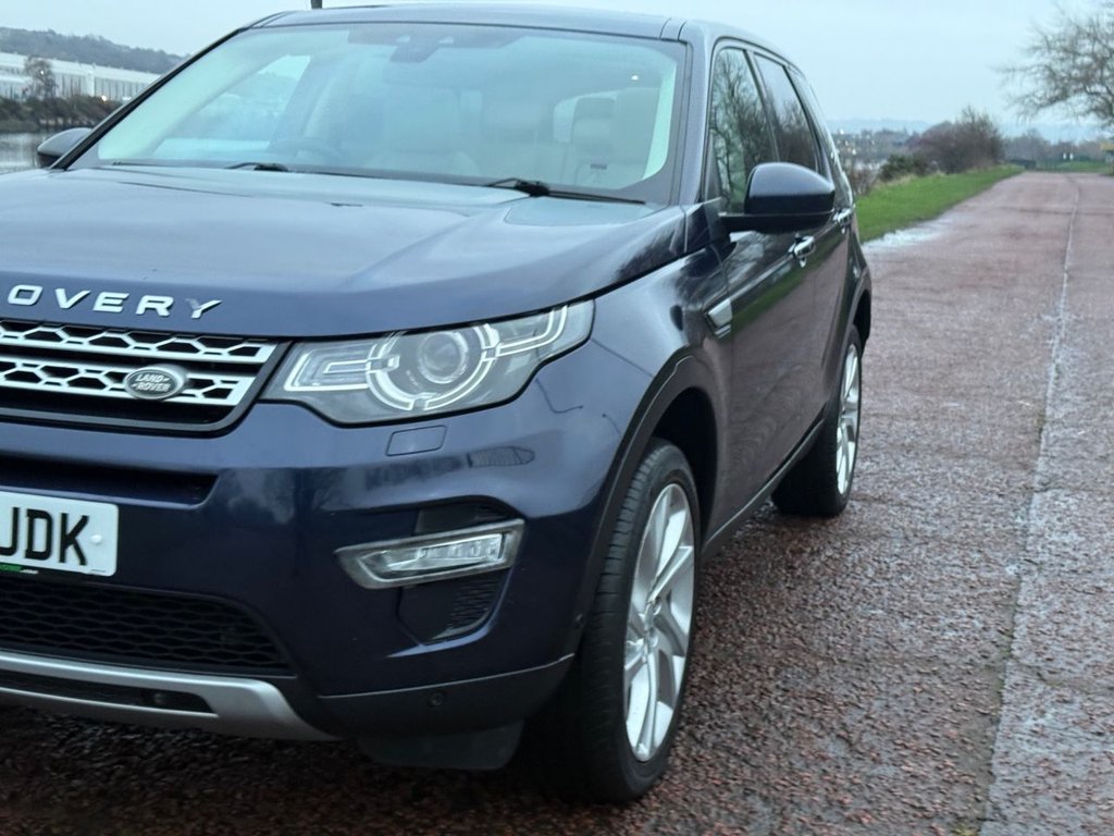 Used Land Rover Discovery Sport 2015 for sale - 77153159: Photo 32