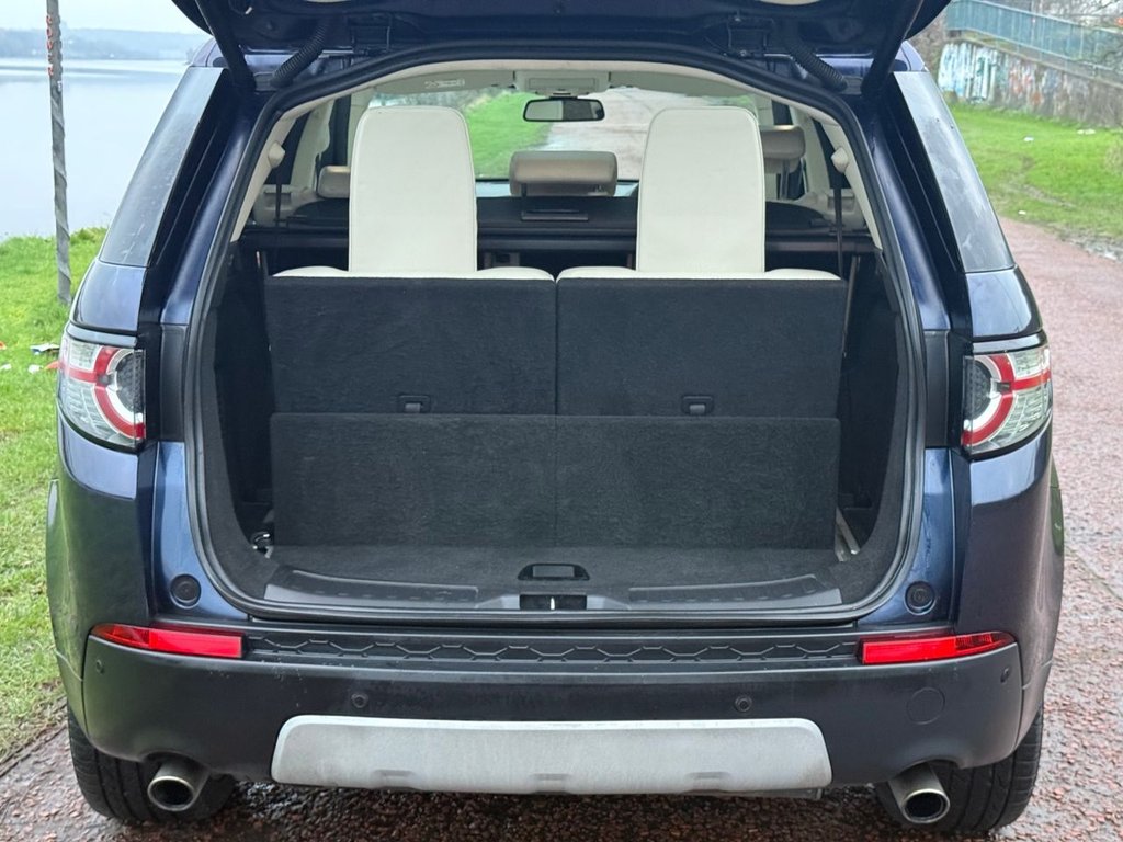 Used Land Rover Discovery Sport 2015 for sale - 77153159: Photo 6