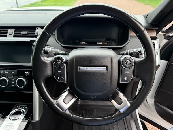 Used Land Rover Discovery 2018 for sale - 76303967: Photo 14