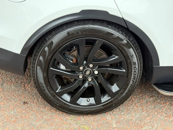 Used Land Rover Discovery 2018 for sale - 76303967: Photo 7