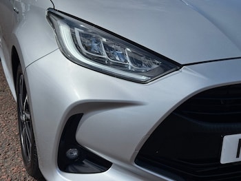 Used Toyota Yaris 2021 for sale - 79470335: Photo