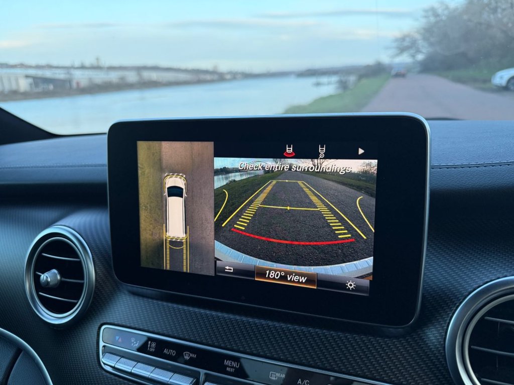 Used Mercedes-Benz V-Class 2017 for sale - 78043923: Photo 18