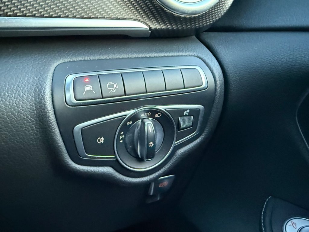 Used Mercedes-Benz V-Class 2017 for sale - 78043923: Photo 25