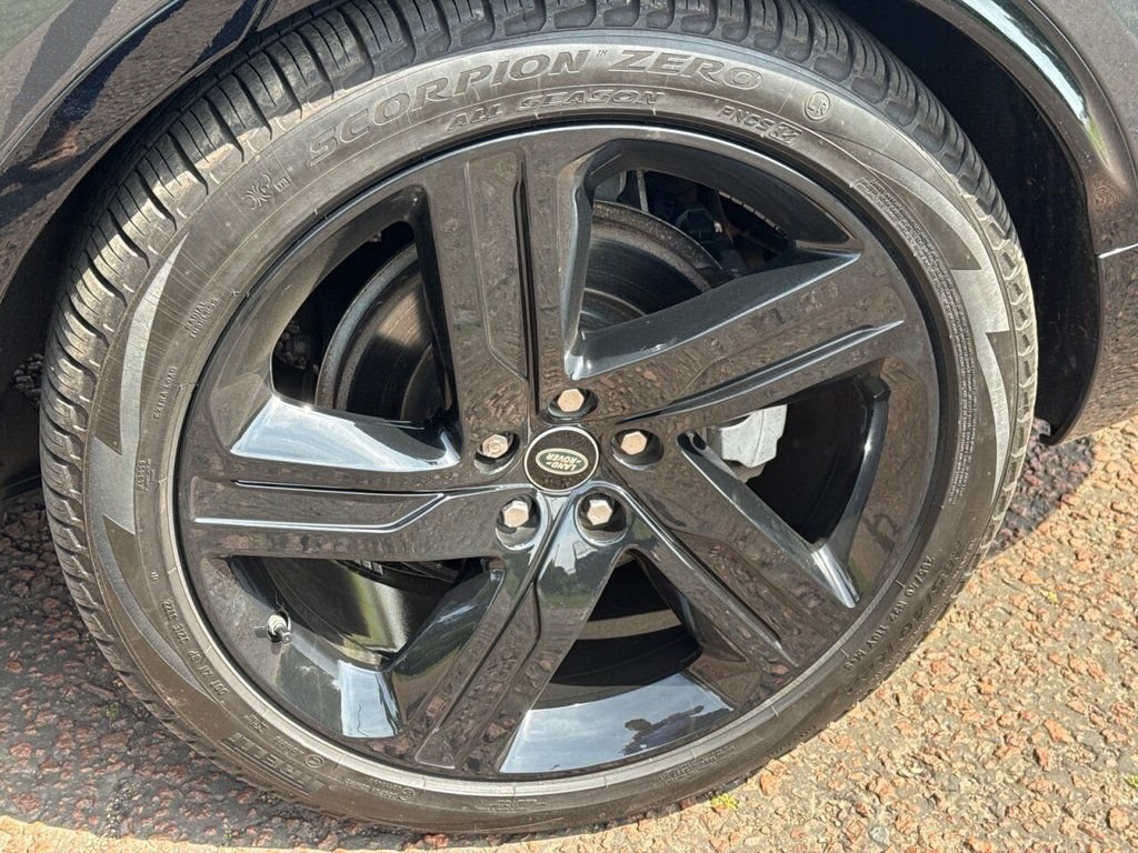 Used Land Rover Discovery 2021 for sale - 76520701: Photo 4