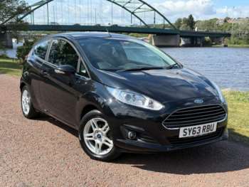 2013 (63) - 1.25 Zetec Hatchback 3dr Petrol Manual Euro 5 (82 ps)