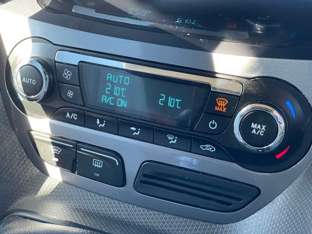 Used Ford Transit Connect 2015 for sale - 78140761: Photo 14