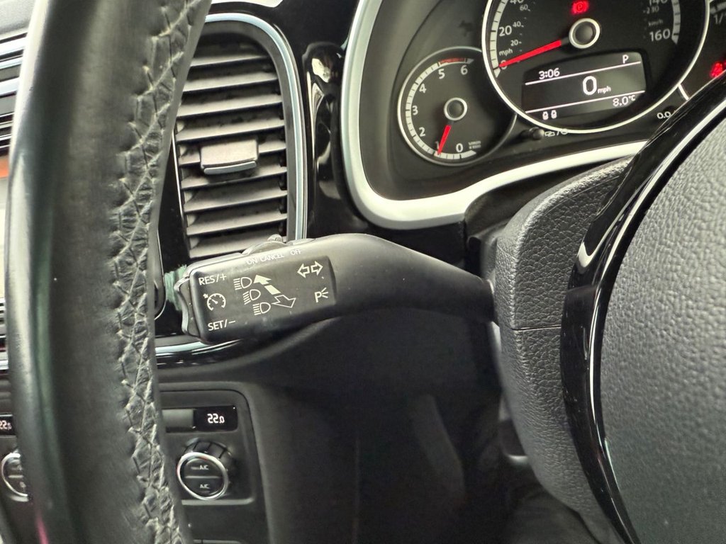 Used Volkswagen Beetle 2014 for sale - 76670616: Photo 23