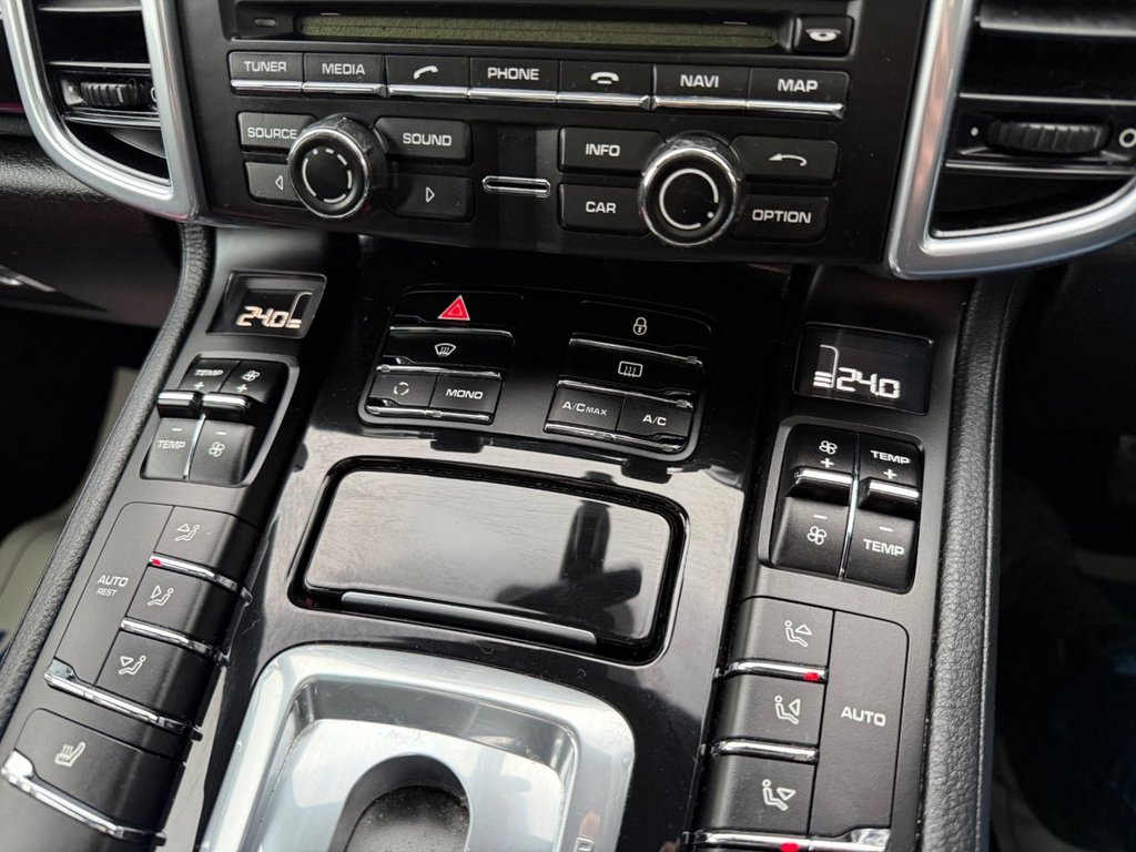 Used Porsche Cayenne 2013 for sale - 77672696: Photo 19