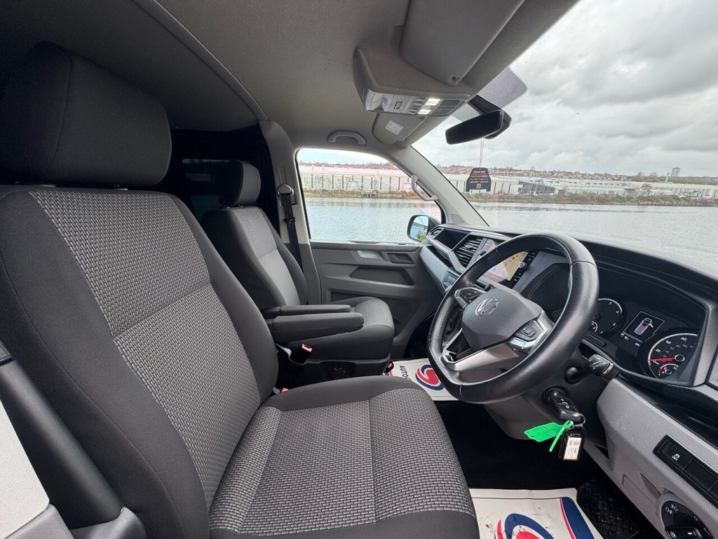 Used Volkswagen Transporter 2024 for sale - 77693050: Photo 11