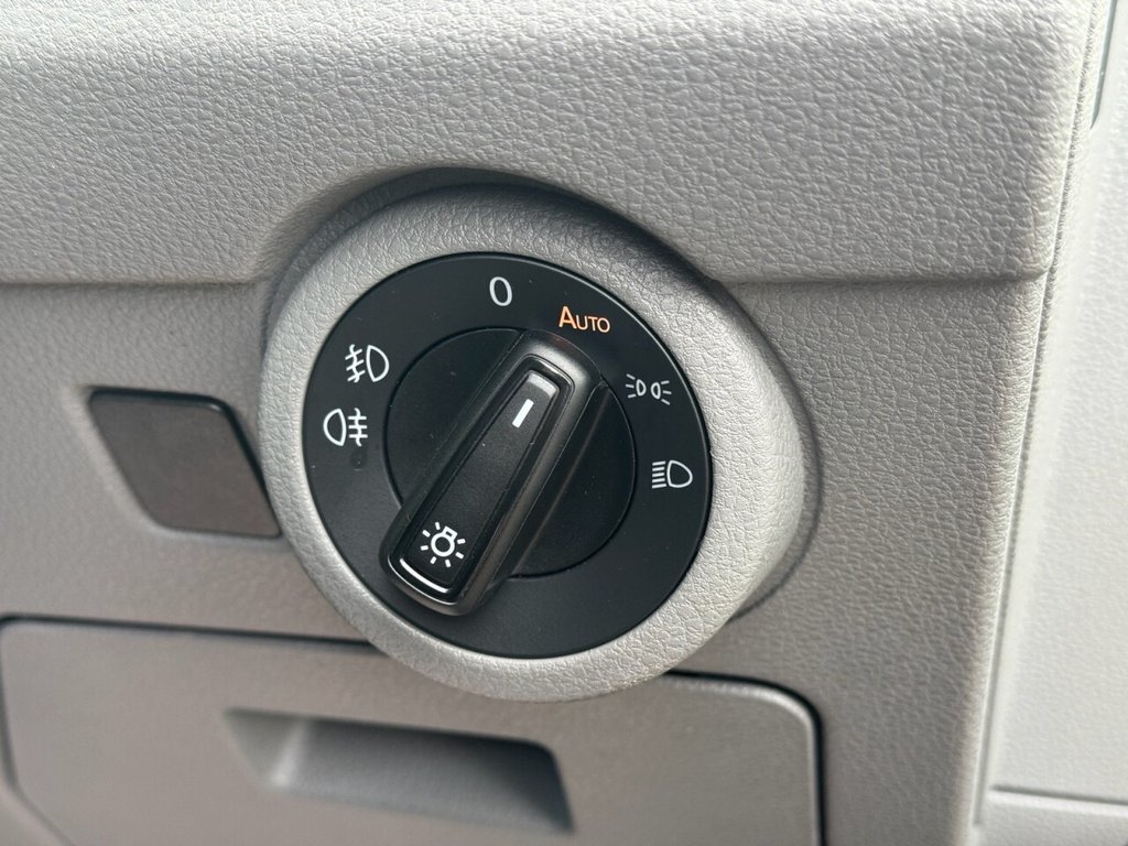 Used Volkswagen Transporter 2024 for sale - 77693050: Photo 14