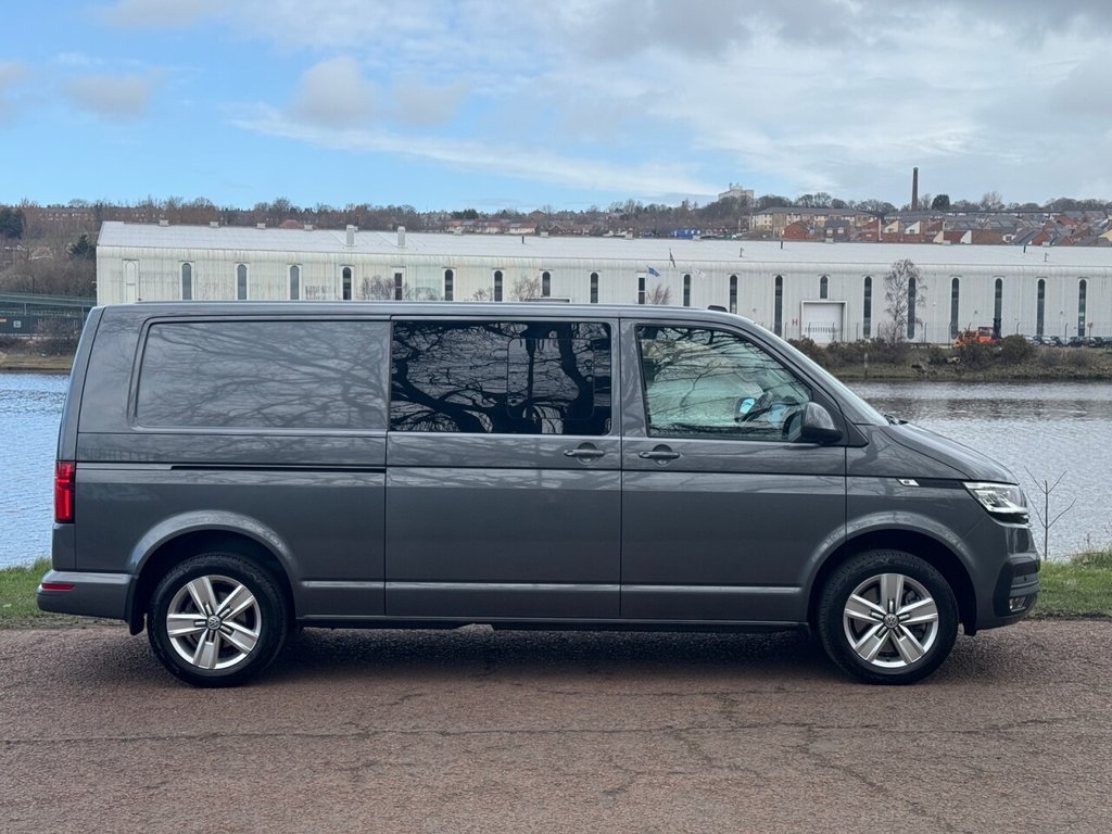 Used Volkswagen Transporter 2024 for sale - 77693050: Photo 3