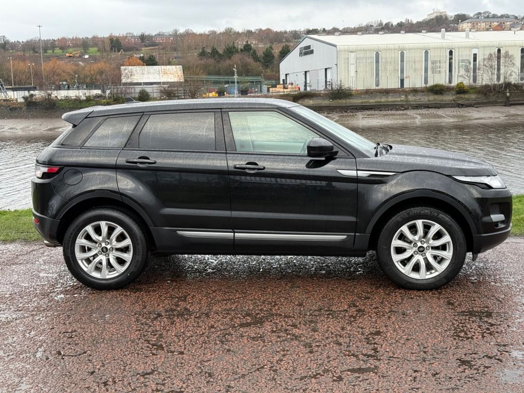 Used Land Rover Range Rover Evoque 2015 for sale - 77153167: Photo 3
