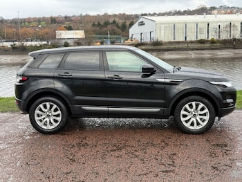Used Land Rover Range Rover Evoque 2015 for sale - 77153167: Photo