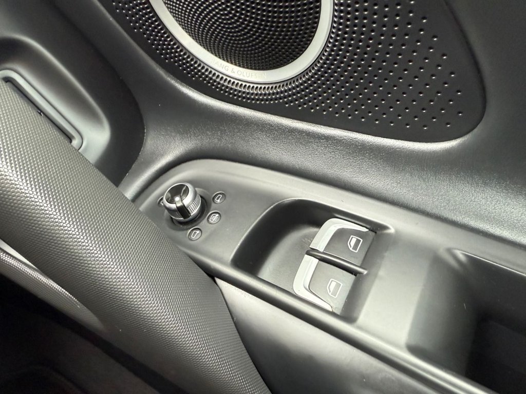 Used Audi R8 2014 for sale - 77643078: Photo 26