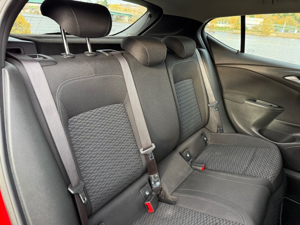 Used Vauxhall Astra 2018 for sale - 76570013: Photo 12