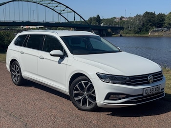 Used Volkswagen Passat 2019 for sale - 75937181: Photo