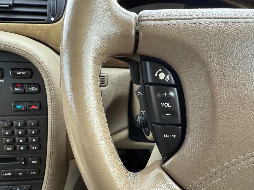 Used Jaguar S-Type 2004 for sale - 76685951: Photo 20