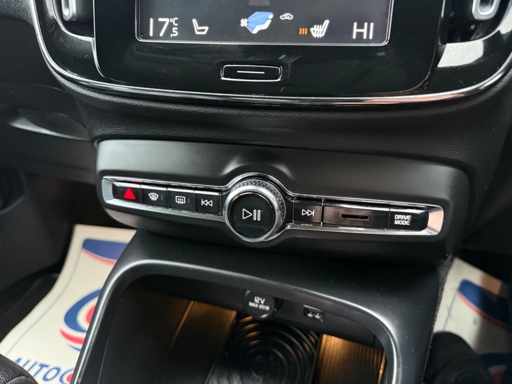 Used Volvo XC40 2018 for sale - 77534361: Photo 18