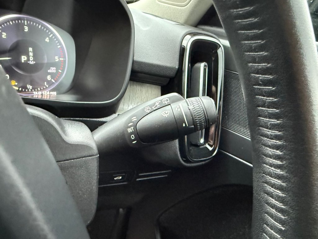 Used Volvo XC40 2018 for sale - 77534361: Photo 23