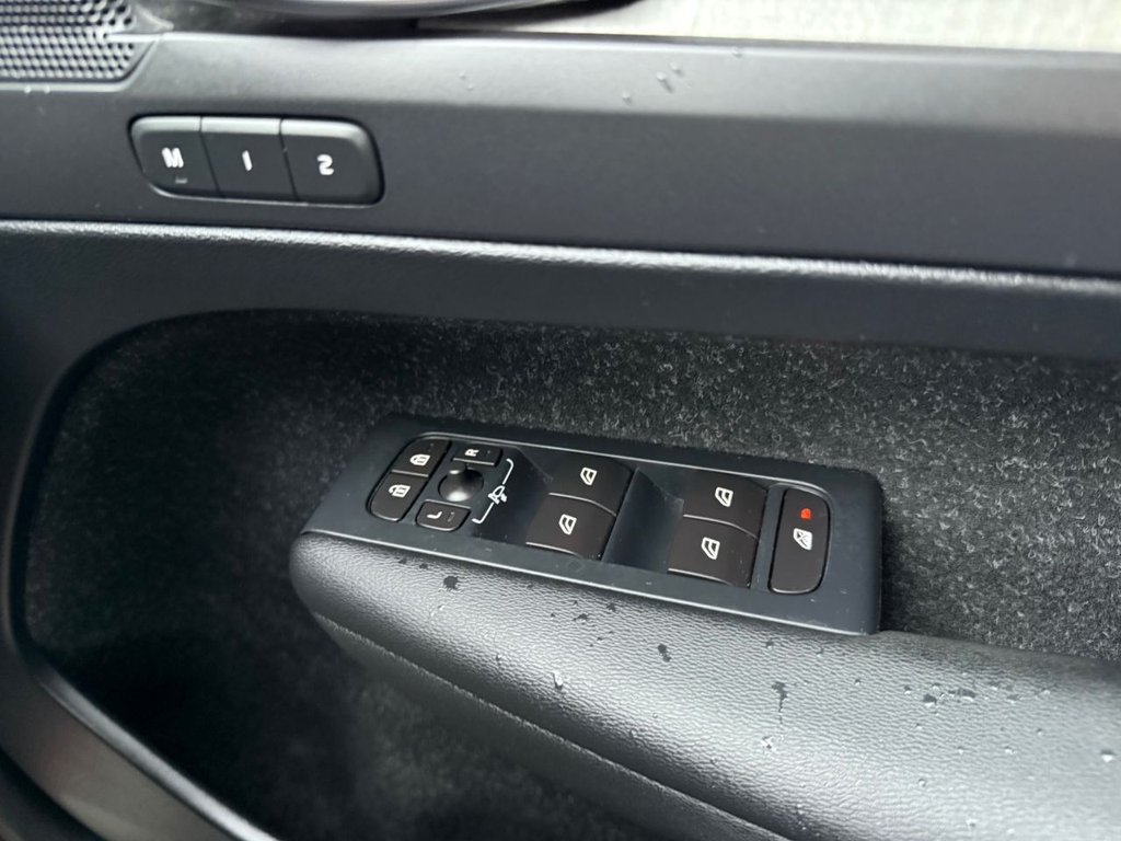 Used Volvo XC40 2018 for sale - 77534361: Photo 25