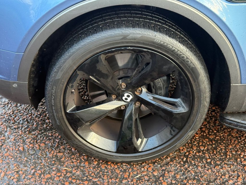 Used Bentley Bentayga 2018 for sale - 76162961: Photo 37