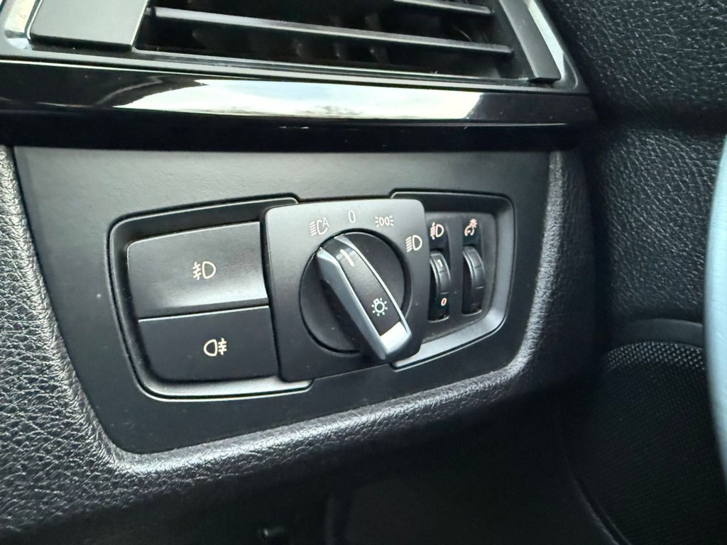 Used BMW 3 Series 2012 for sale - 76670658: Photo 32