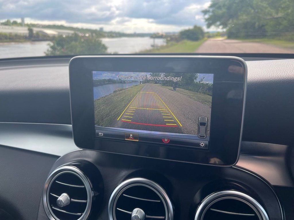 Used Mercedes-Benz GLC 2016 for sale - 76642269: Photo 17