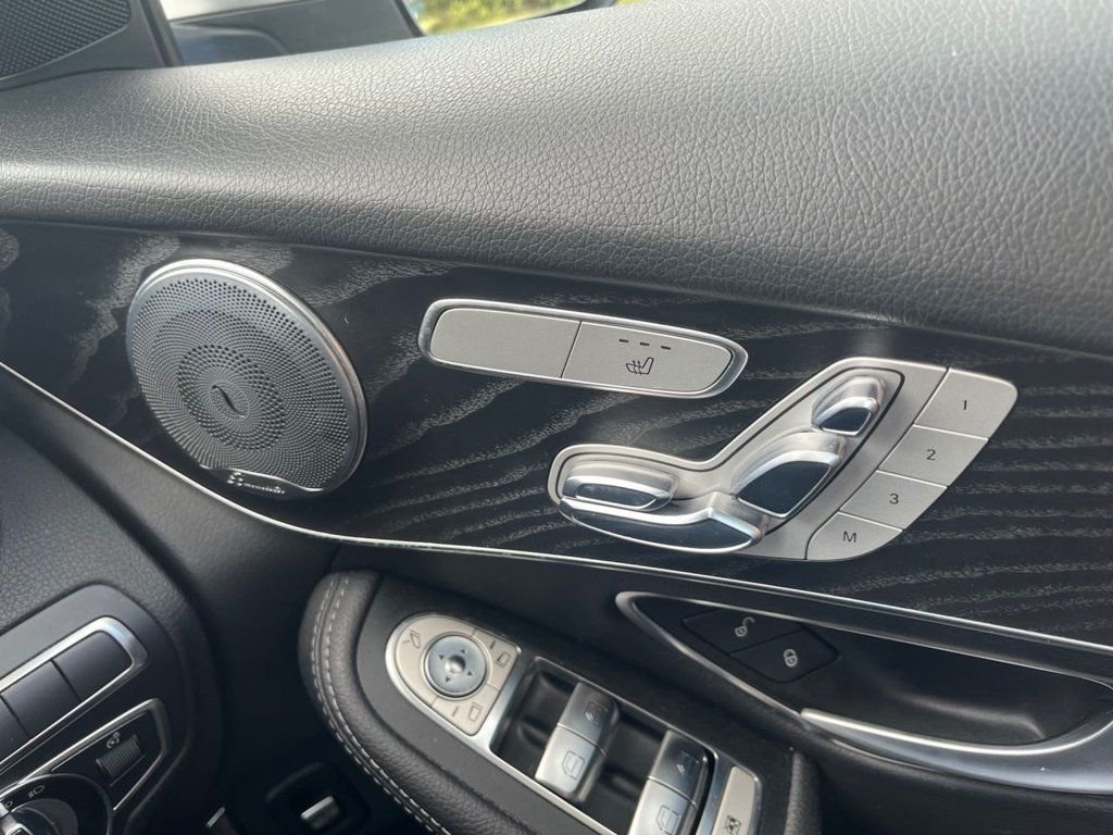 Used Mercedes-Benz GLC 2016 for sale - 76642269: Photo 26