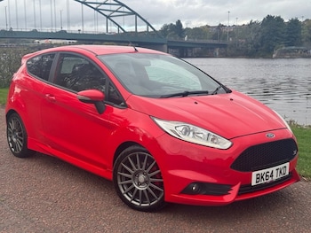 Used Ford Fiesta 2014 for sale - 76535454: Photo