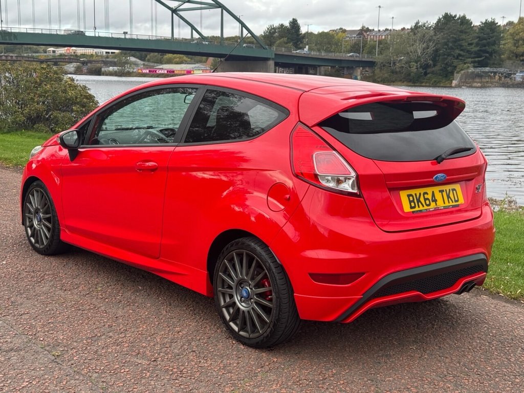 Used Ford Fiesta 2014 for sale - 76535454: Photo 23