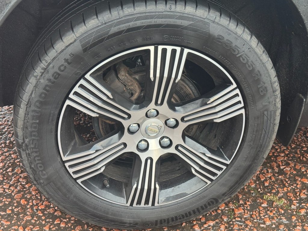 Used Volvo XC40 2021 for sale - 76883483: Photo 8