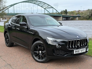 Used Maserati Levante 2017 for sale - 76470062: Photo