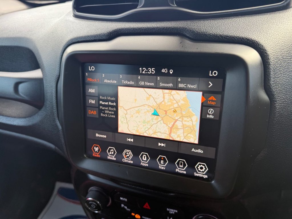 Used Jeep Renegade 2021 for sale - 78068765: Photo 16