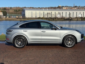 Used Porsche Cayenne 2019 for sale - 77557680: Photo