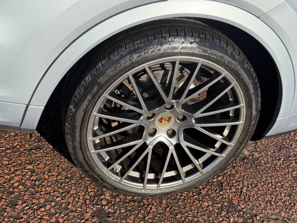 Used Porsche Cayenne 2019 for sale - 77557680: Photo 40