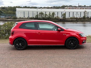 Used Volkswagen Polo 2016 for sale - 75738954: Photo