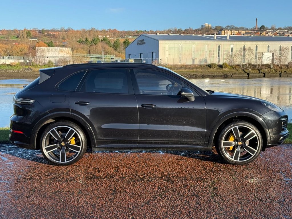 Used Porsche Cayenne 2019 for sale - 77249846: Photo 2