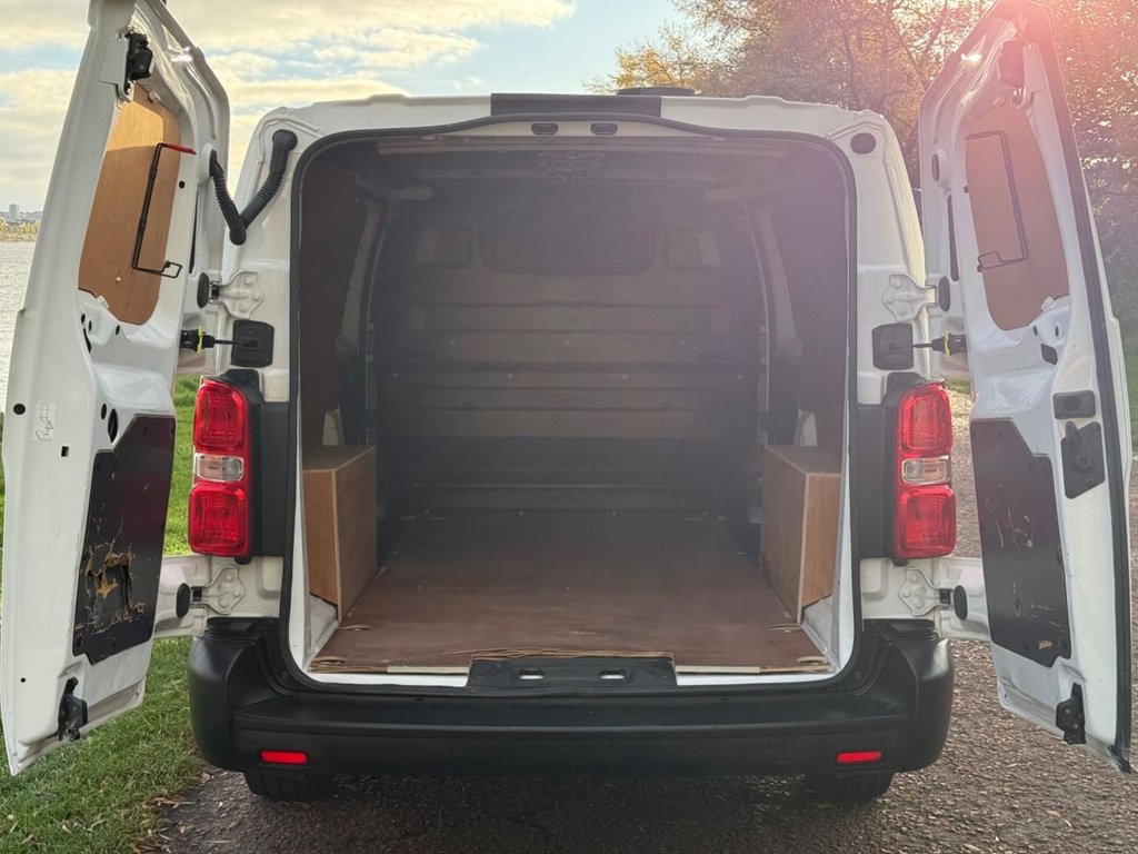 Used Vauxhall Vivaro 2021 for sale - 76375927: Photo 6