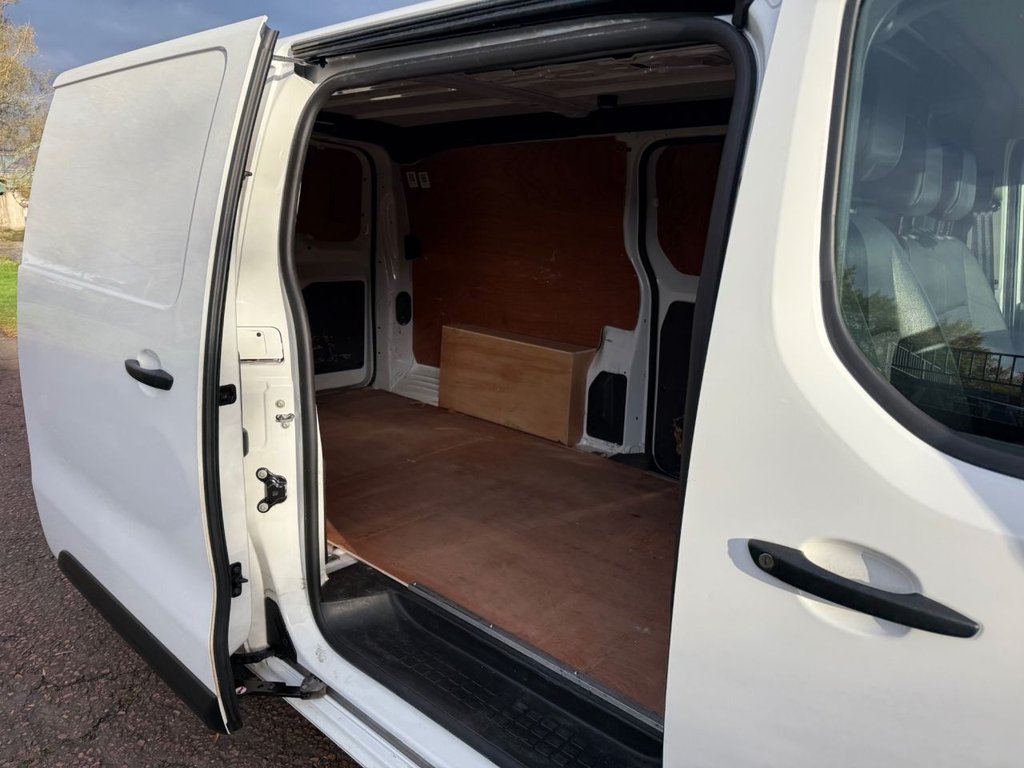 Used Vauxhall Vivaro 2021 for sale - 76375927: Photo 9