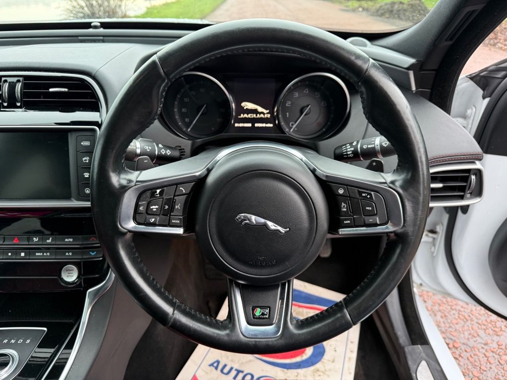 Used Jaguar XE 2016 for sale - 77287654: Photo 14