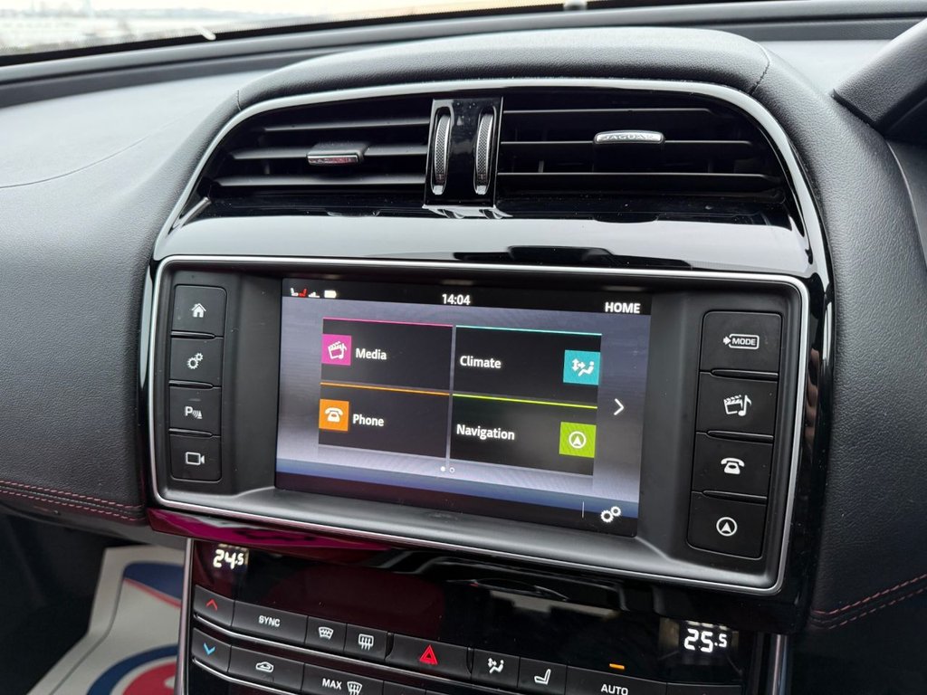 Used Jaguar XE 2016 for sale - 77287654: Photo 16