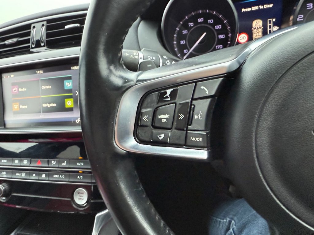 Used Jaguar XE 2016 for sale - 77287654: Photo 21