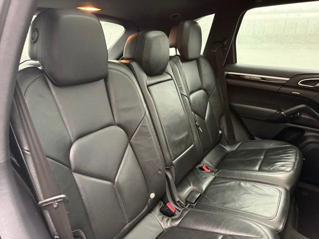 Used Porsche Cayenne 2013 for sale - 78017005: Photo 12